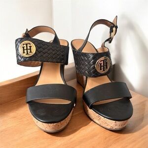 Tommy Hilfiger Women's Brianne Size 7